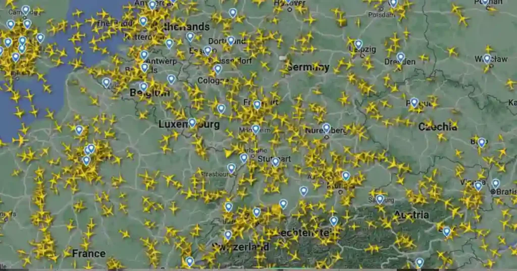 Real-Time Flight Tracking